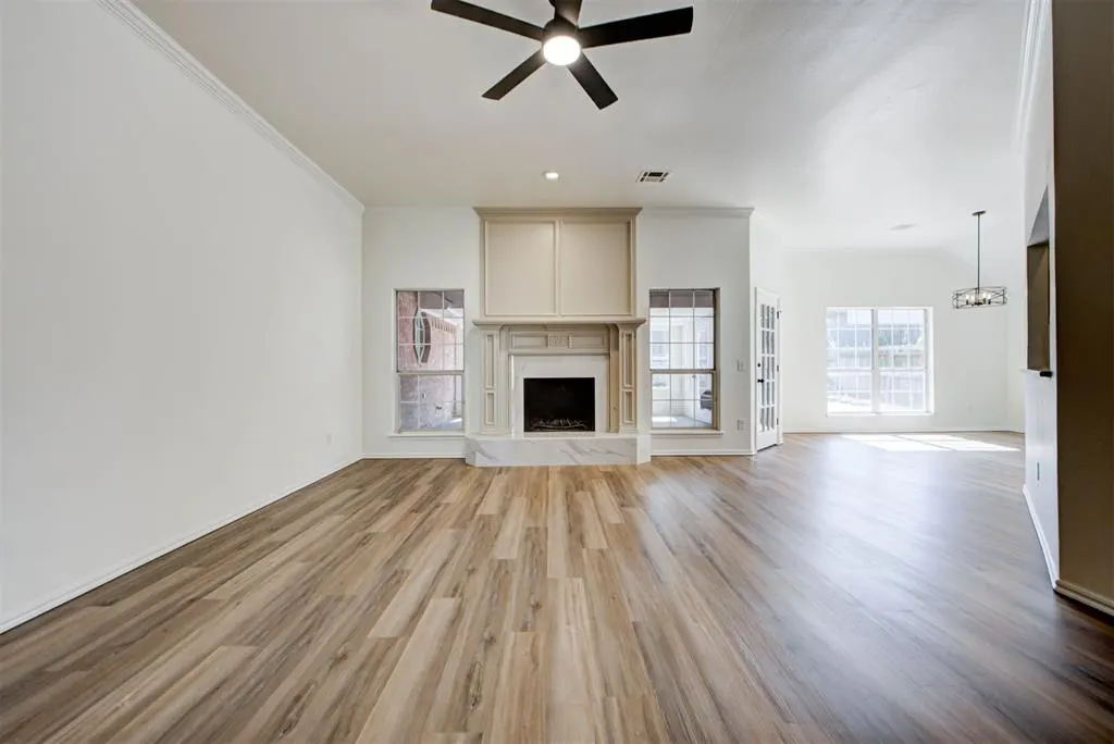 Photo 9 — 9216 Lakecrest Drive, Oklahoma City, OK 73159