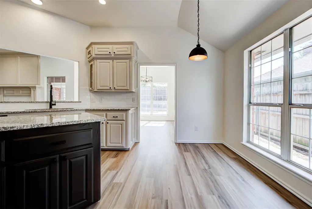 Photo 25 — 9216 Lakecrest Drive, Oklahoma City, OK 73159