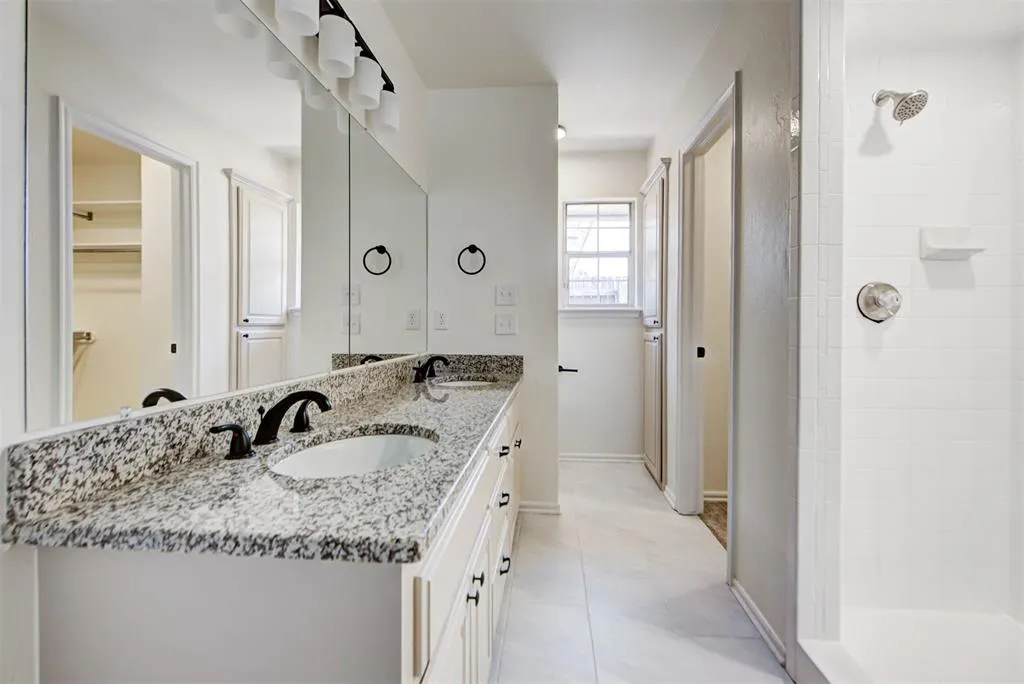Photo 33 — 9216 Lakecrest Drive, Oklahoma City, OK 73159