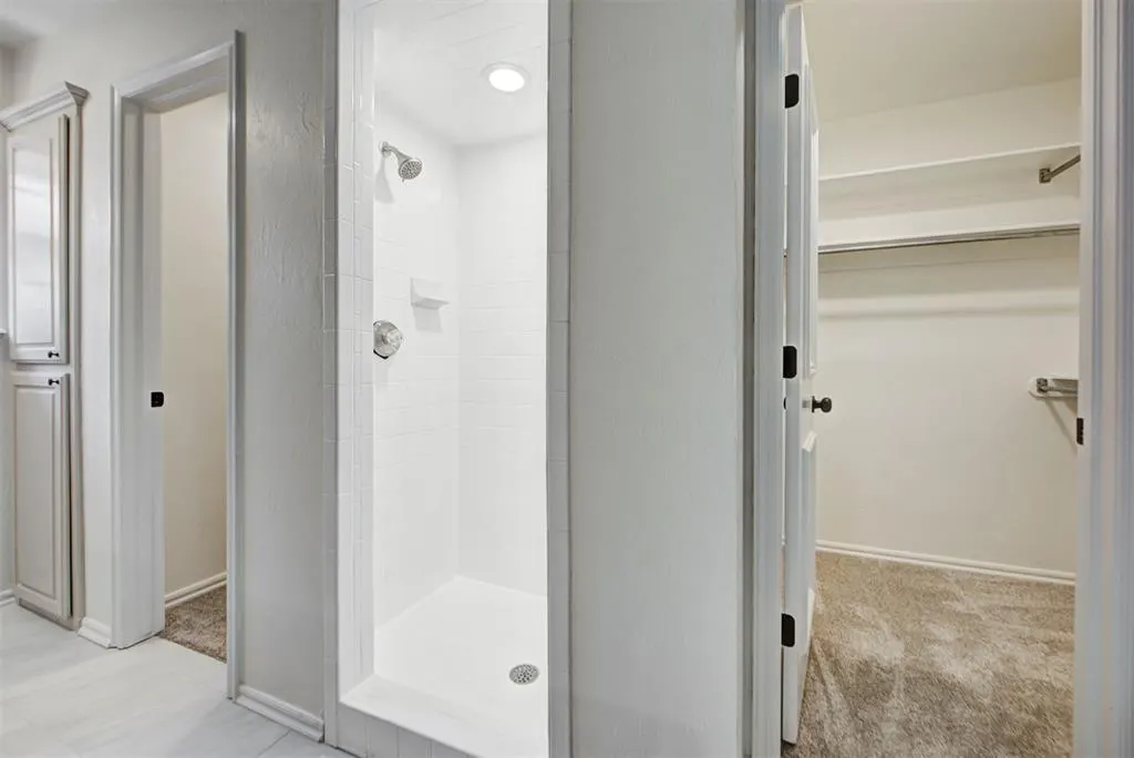 Photo 36 — 9216 Lakecrest Drive, Oklahoma City, OK 73159