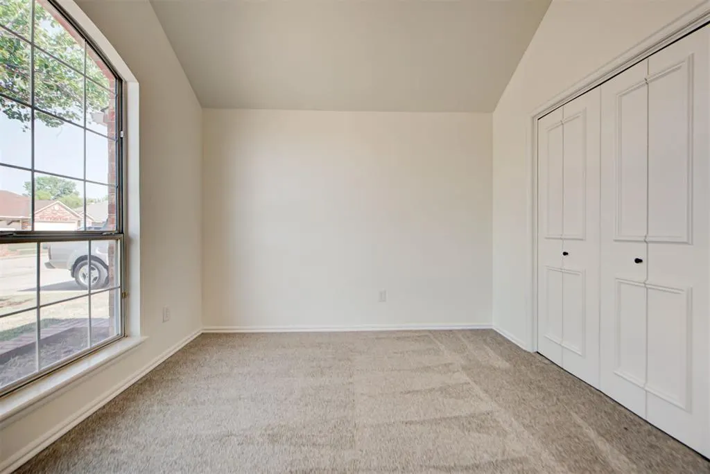 Photo 43 — 9216 Lakecrest Drive, Oklahoma City, OK 73159