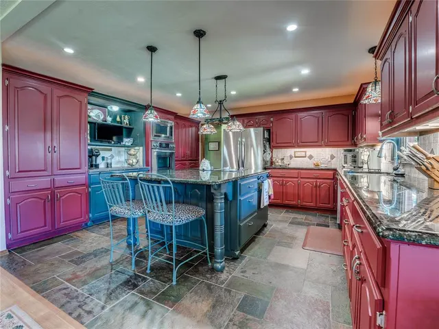 Photo 8 — 1725 Cedar Valley Manor, Guthrie, OK 73044