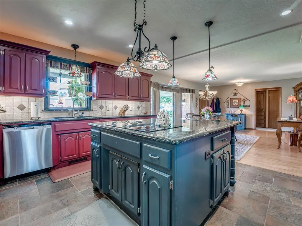 Photo 20 — 1725 Cedar Valley Manor, Guthrie, OK 73044