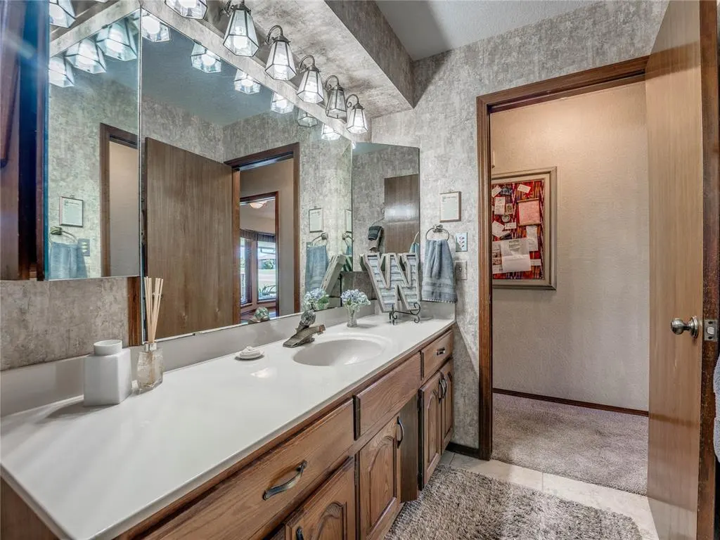 Photo 32 — 1725 Cedar Valley Manor, Guthrie, OK 73044