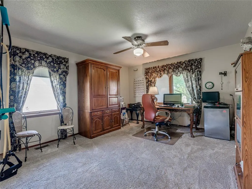 Photo 35 — 1725 Cedar Valley Manor, Guthrie, OK 73044