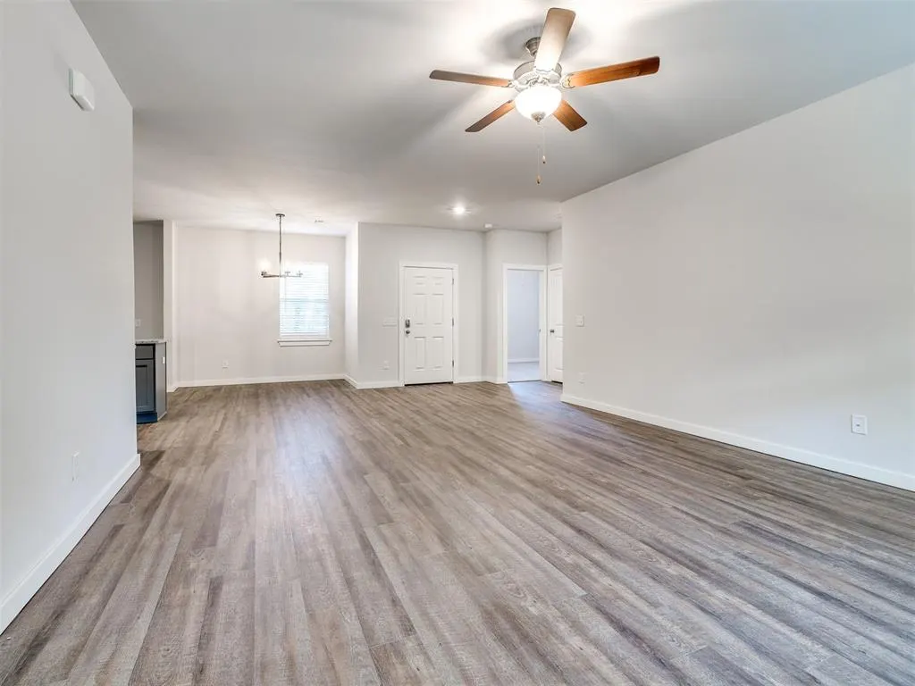 Photo 7 — 884 Stella Trail, Guthrie, OK 73044