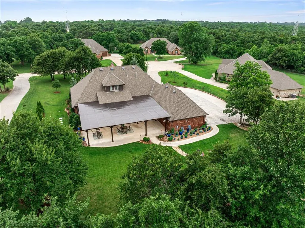 Photo 37 — 3812 Newburg Drive, Choctaw, OK 73020