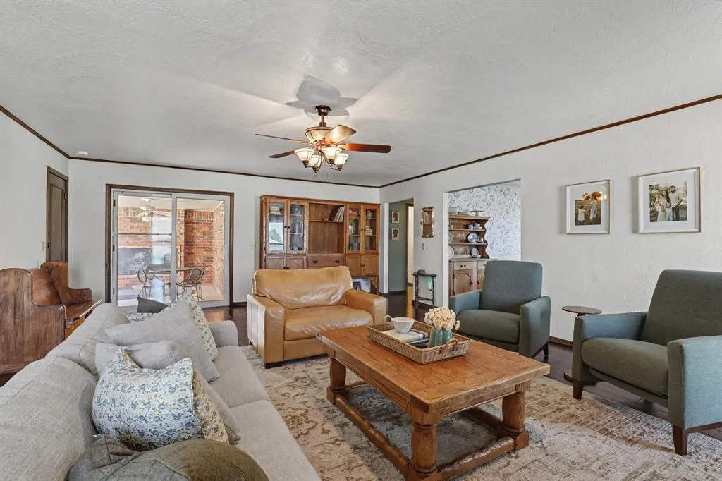 Photo 7 — 2824 Smiling Hill Boulevard, Edmond, OK 73013