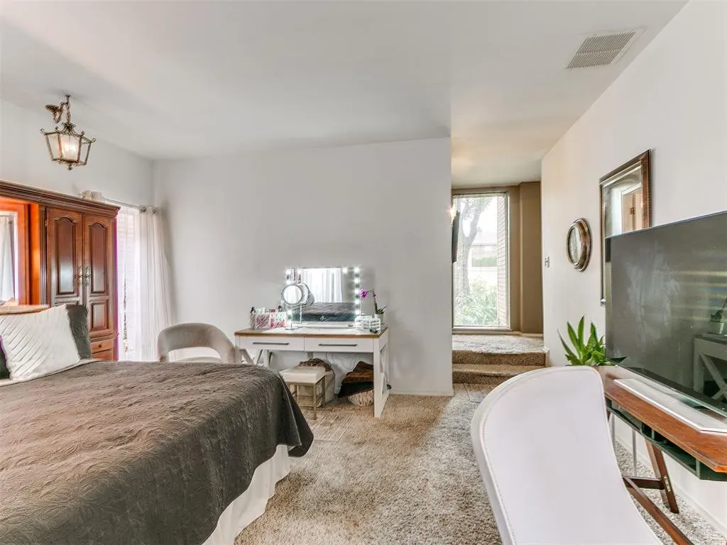 Photo 27 — 10208 Westlake Drive, Oklahoma City, OK 73162