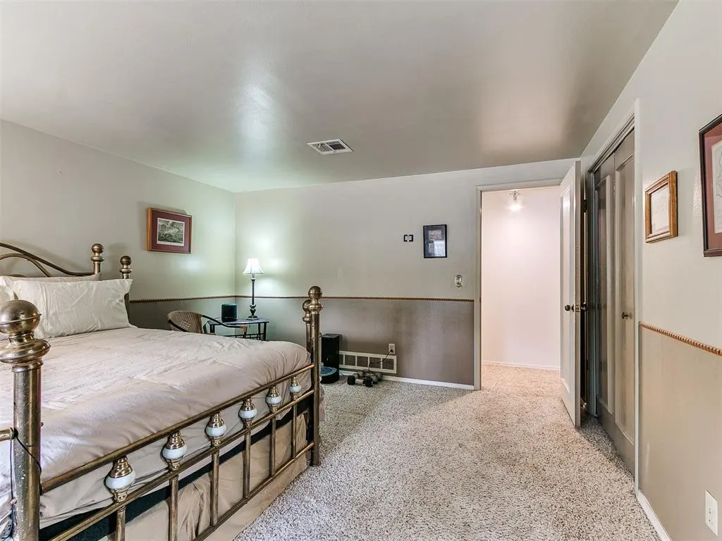 Photo 33 — 10208 Westlake Drive, Oklahoma City, OK 73162