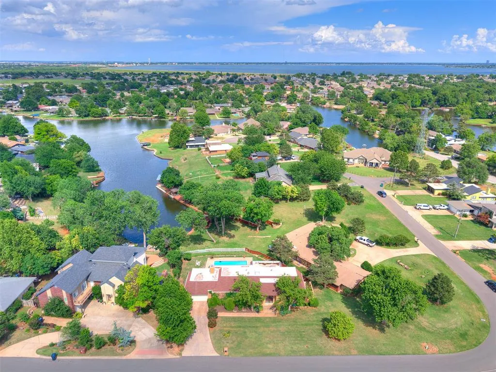 Photo 48 — 10208 Westlake Drive, Oklahoma City, OK 73162