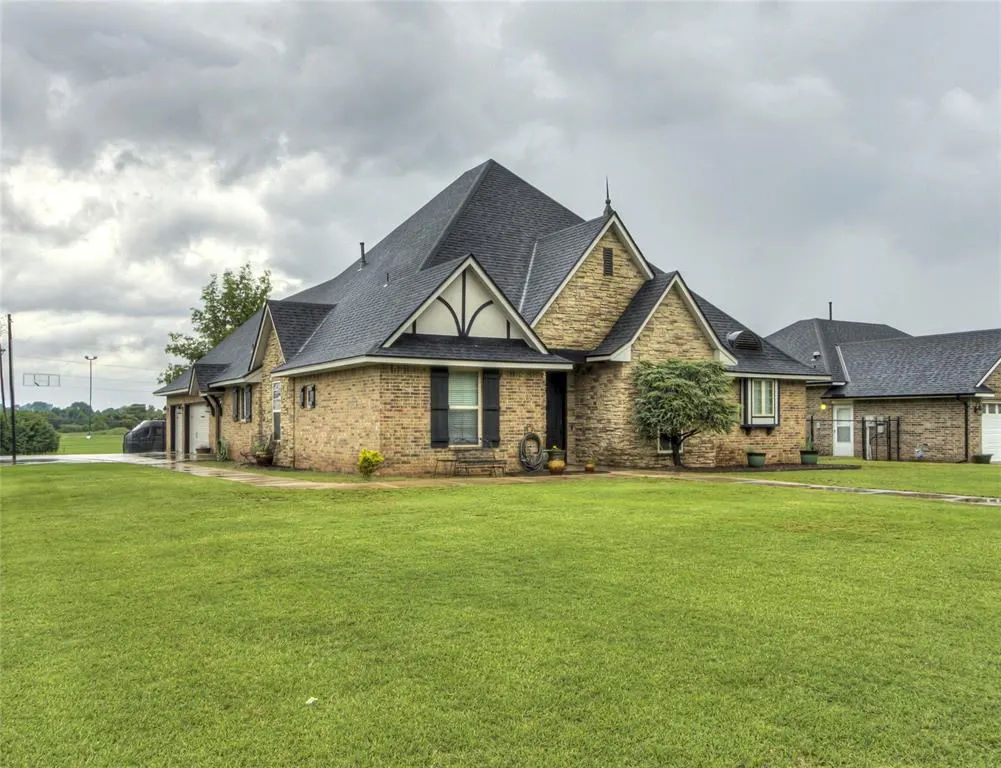 Front exterior — 3515 S Wofford Avenue, Oklahoma City, OK 73115