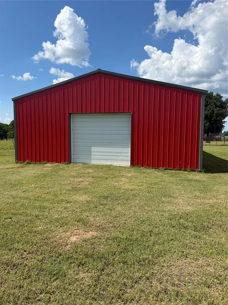 Photo 13 — 0001 County Road 3416, Byars, OK 74831
