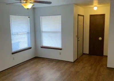 Photo 3 — 201 Barrett Place, Edmond, OK 73003