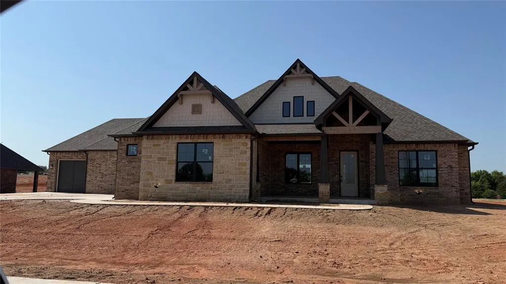 Front exterior — 1804 Maplewood Lane, Norman, OK 73071