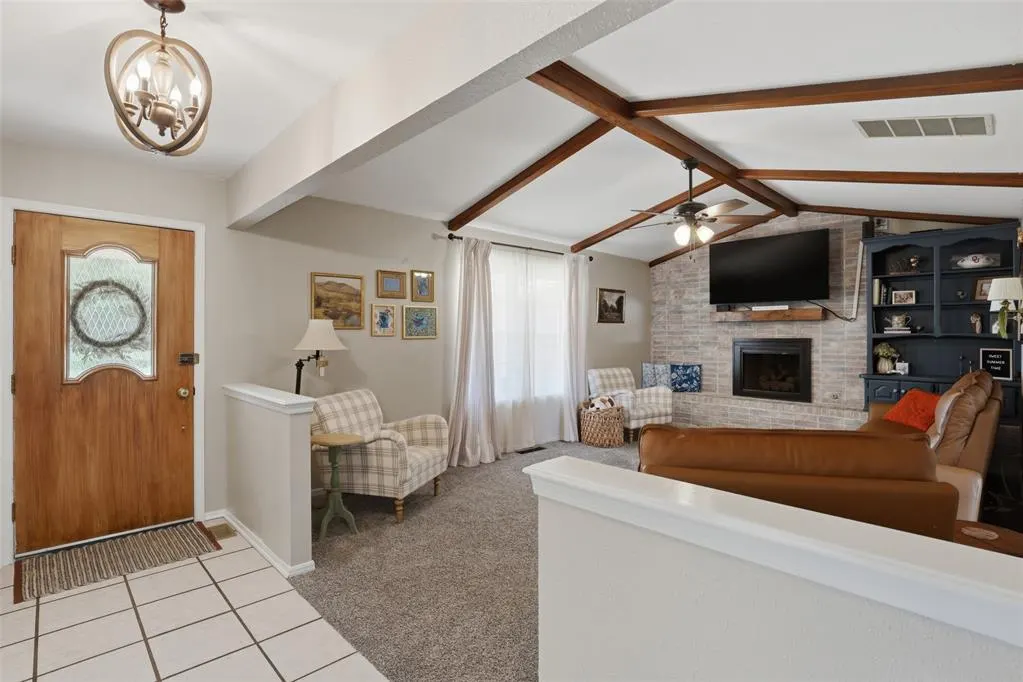 Photo 6 — 616 N Falcon Way, Mustang, OK 73064