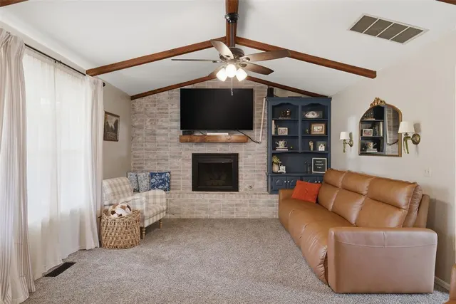Photo 8 — 616 N Falcon Way, Mustang, OK 73064