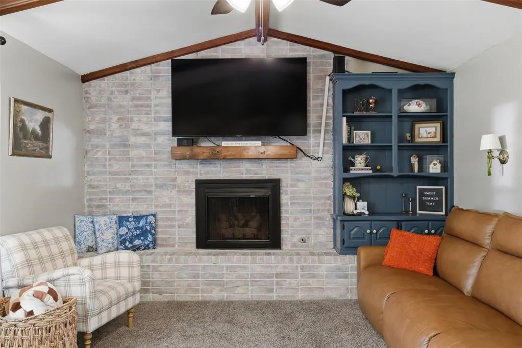 Photo 9 — 616 N Falcon Way, Mustang, OK 73064