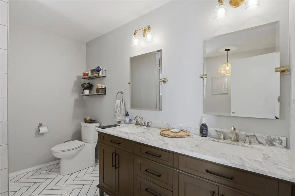 Photo 21 — 616 N Falcon Way, Mustang, OK 73064