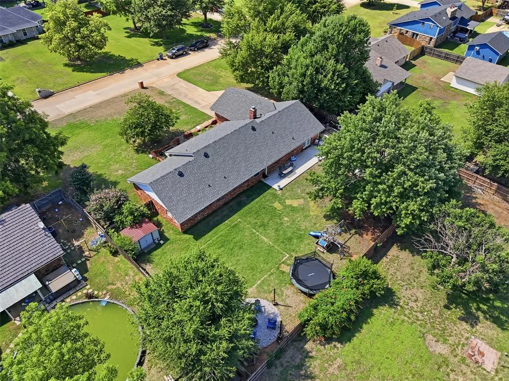 Photo 37 — 616 N Falcon Way, Mustang, OK 73064