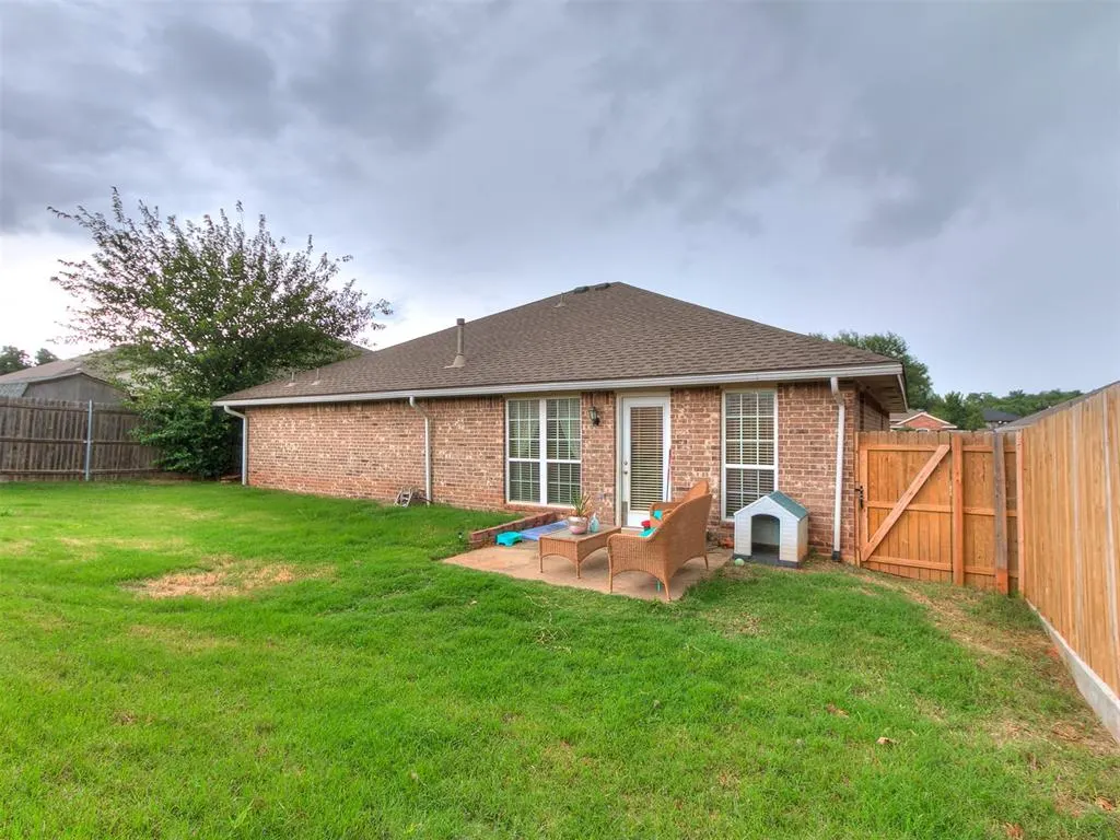 Photo 33 — 2333 Serenade Drive, Midwest City, OK 73130