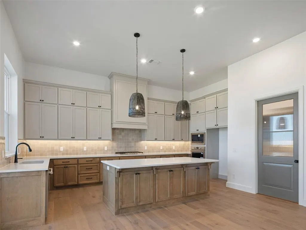 Photo 11 — 1809 Meadowview Drive, Norman, OK 73071