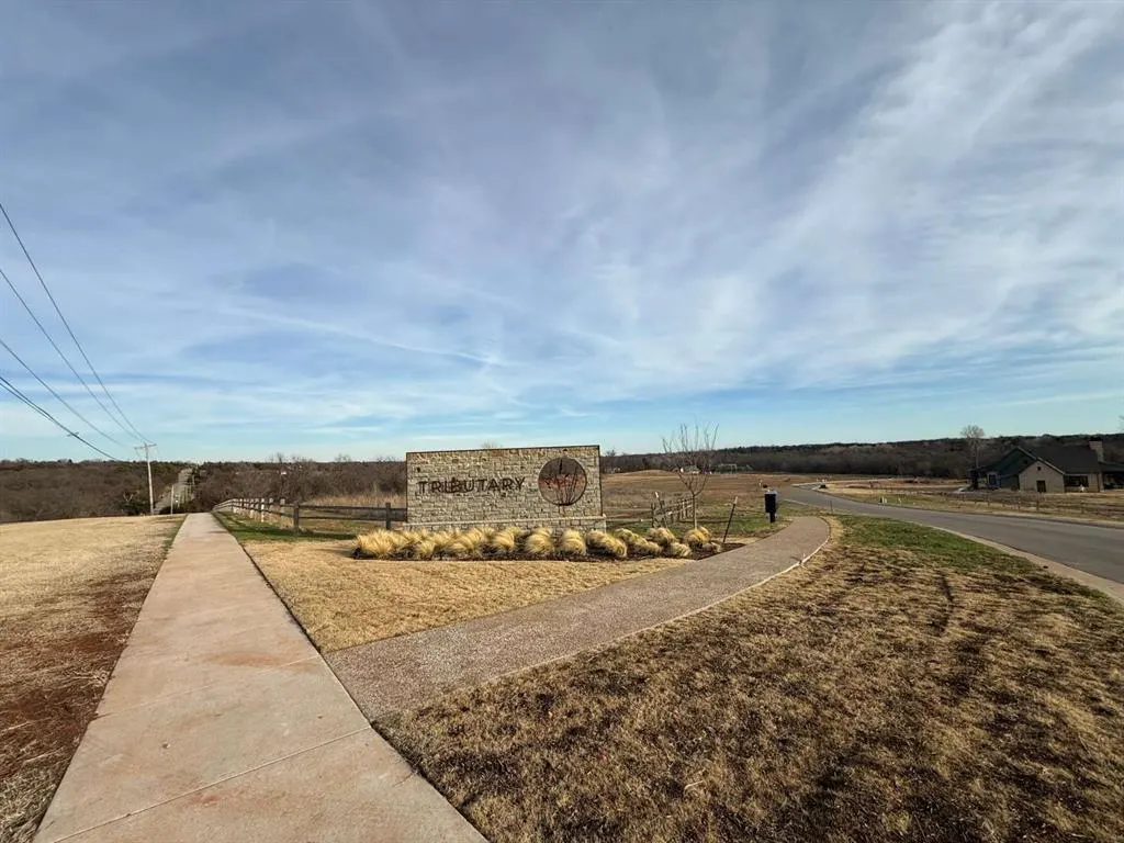 Photo 4 — 12216 Wild Meadow Lane, Edmond, OK 73013