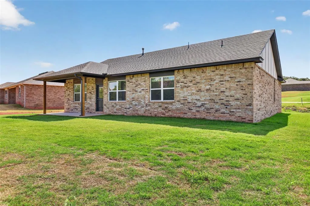 Photo 35 — 524 Stella Trail, Guthrie, OK 73044