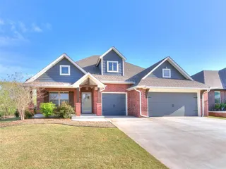 Sold home at 1509 NE 35th Street
