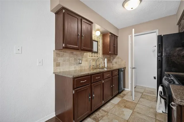 Photo 4 — 3200 W Britton Road 210, Oklahoma City, OK 73120