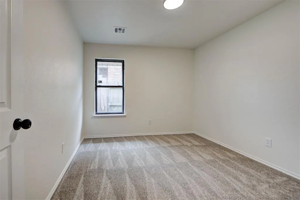 Photo 40 — 8013 Wilshire Ridge Drive, Oklahoma City, OK 73132