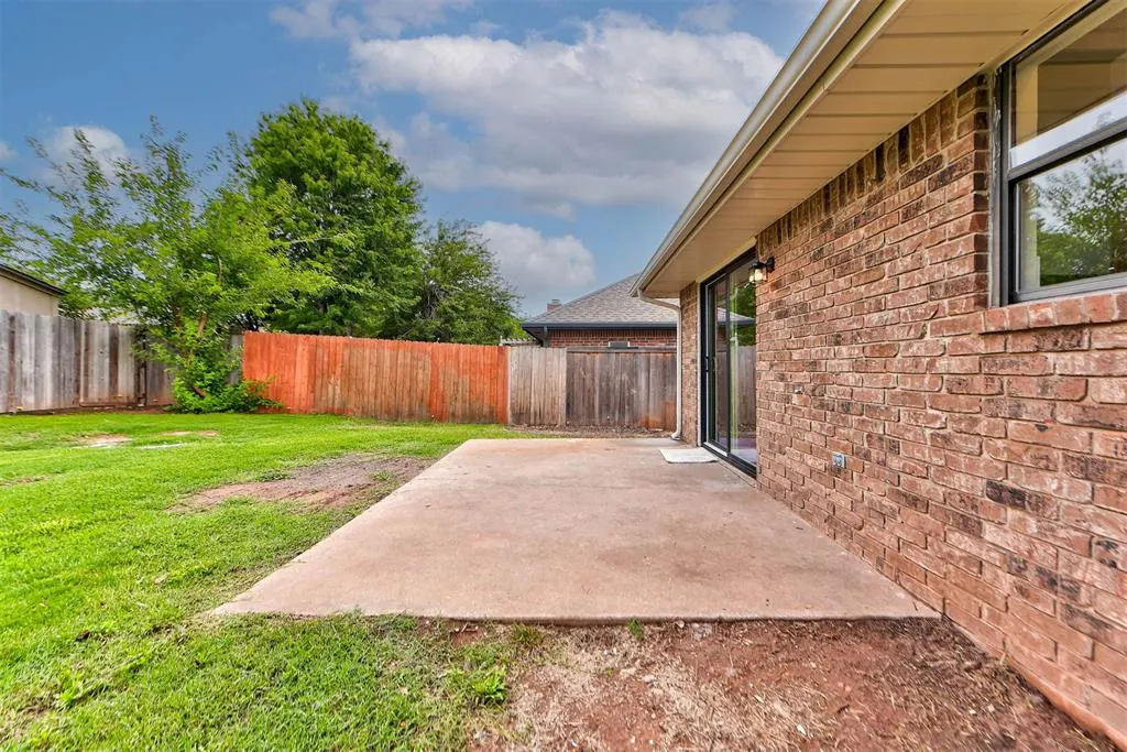 Photo 48 — 8013 Wilshire Ridge Drive, Oklahoma City, OK 73132