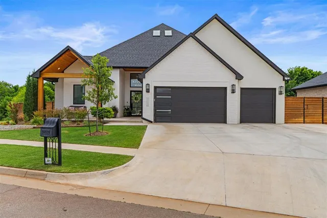 Photo 4 — 14516 N Chambord Drive, Yukon, OK 73099