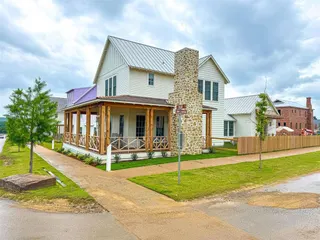 Sold home at 62 Hill Street