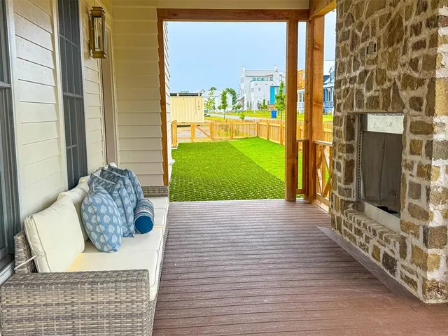Photo 7 — 62 Hill Street, Carlton Landing, OK 74432
