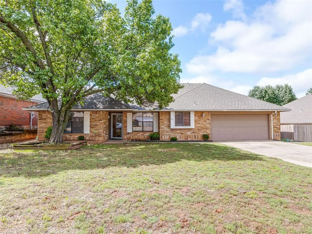 Front exterior — 2608 Northwood Lane, Edmond, OK 73013