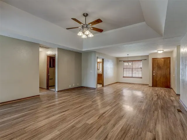 Photo 5 — 2608 Northwood Lane, Edmond, OK 73013
