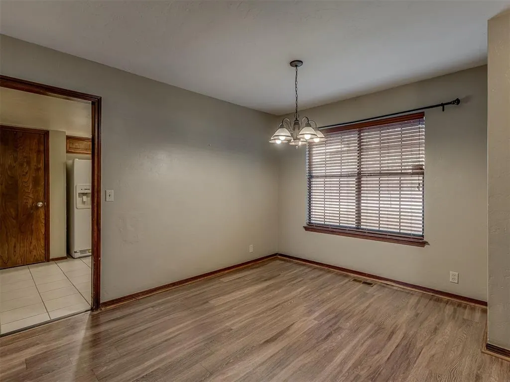 Photo 8 — 2608 Northwood Lane, Edmond, OK 73013