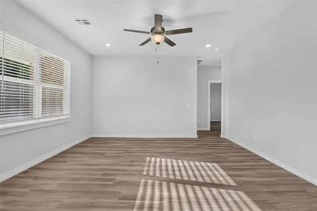Photo 6 — 385 Cumberland Drive, Guthrie, OK 73044