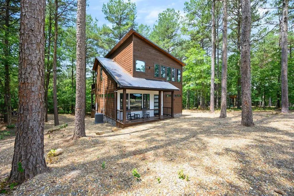 Photo 4 — 160 Bombardier Lane, Broken Bow, OK 74728