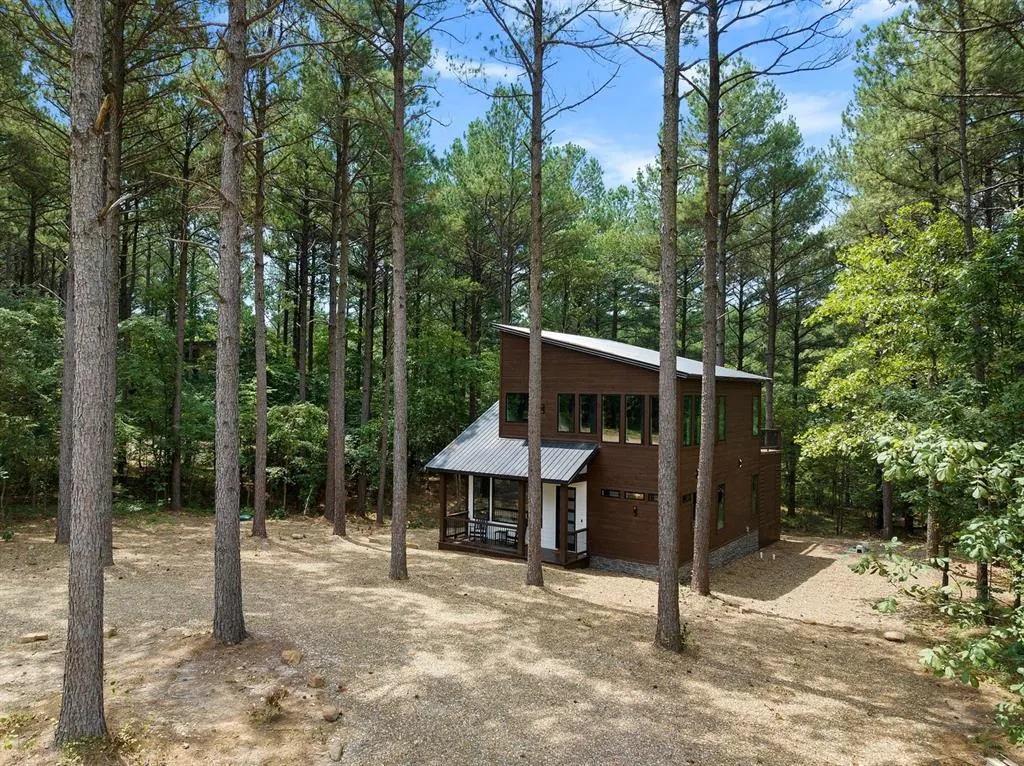 Photo 5 — 160 Bombardier Lane, Broken Bow, OK 74728