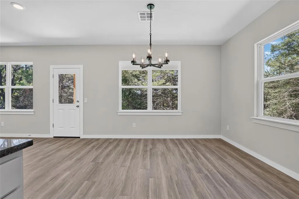 Photo 9 — 544 Cumberland Drive, Guthrie, OK 73044
