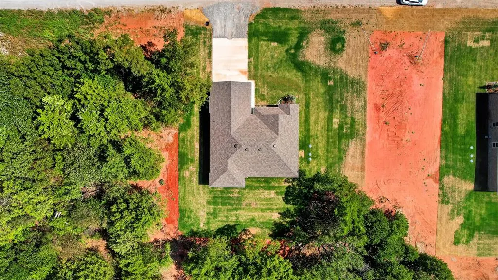 Photo 34 — 544 Cumberland Drive, Guthrie, OK 73044