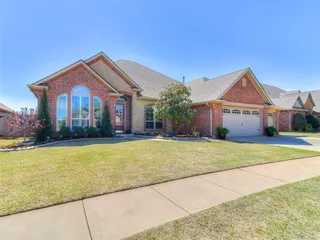 Sold home at 8512 NW 124 Street