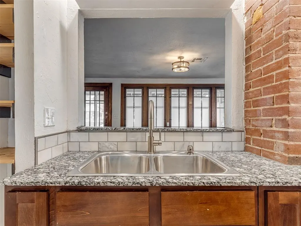 Photo 14 — 433 NW 29th Street, Oklahoma City, OK 73103