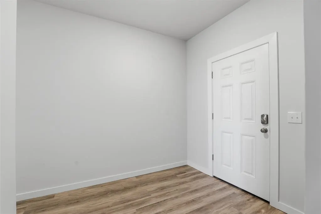 Photo 3 — 784 Cumberland Drive, Guthrie, OK 73044