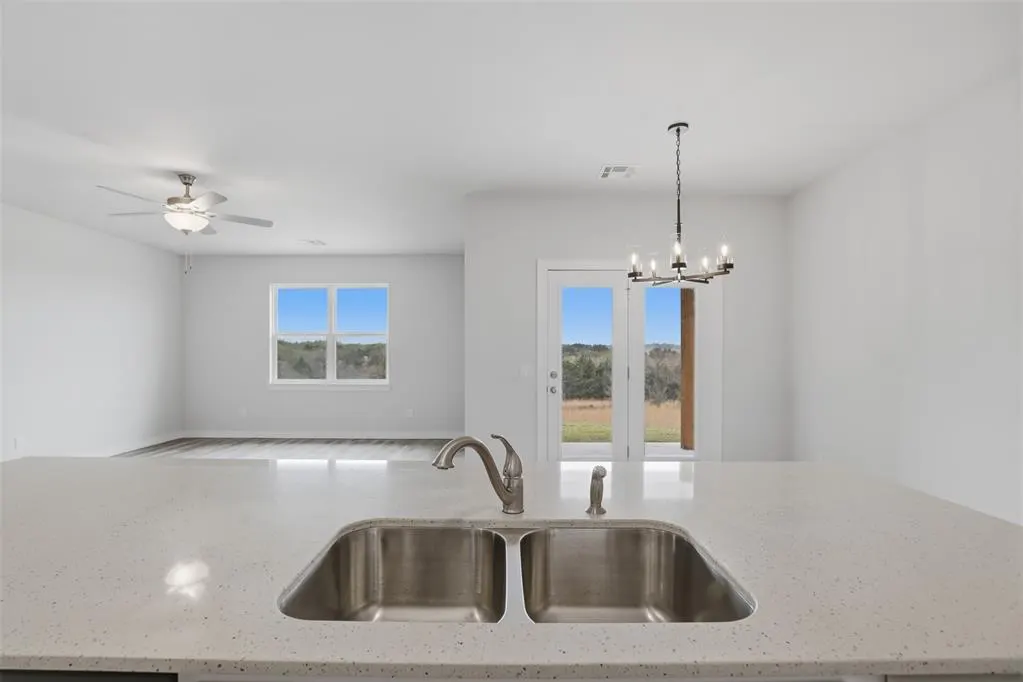 Photo 12 — 784 Cumberland Drive, Guthrie, OK 73044