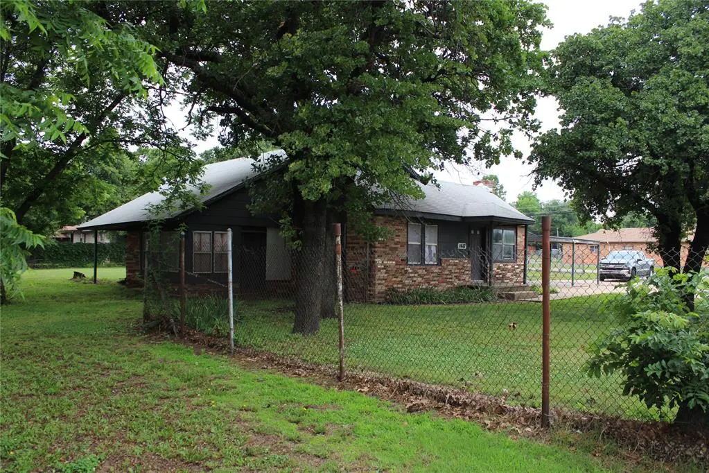 Photo 3 — 1617 N Westminster Road, Nicoma Park, OK 73130