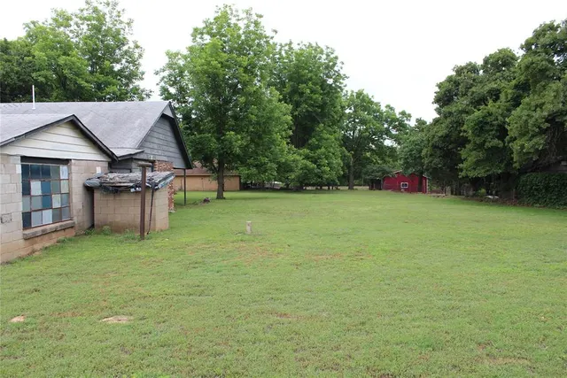 Photo 7 — 1617 N Westminster Road, Nicoma Park, OK 73130