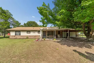 Sold home at 2012 N Moore Avenue